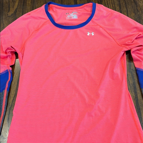 Vintage xs Under Armour heat gear long sleeve top - Picture 3 of 6